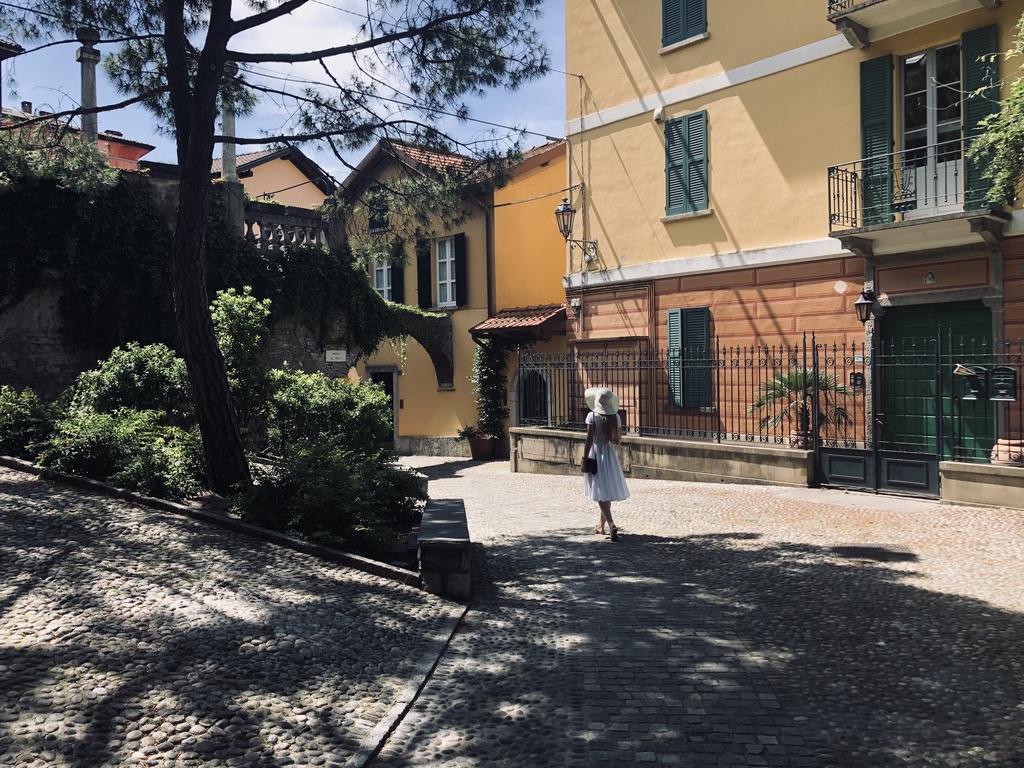 comer-see-varenna-gässchen