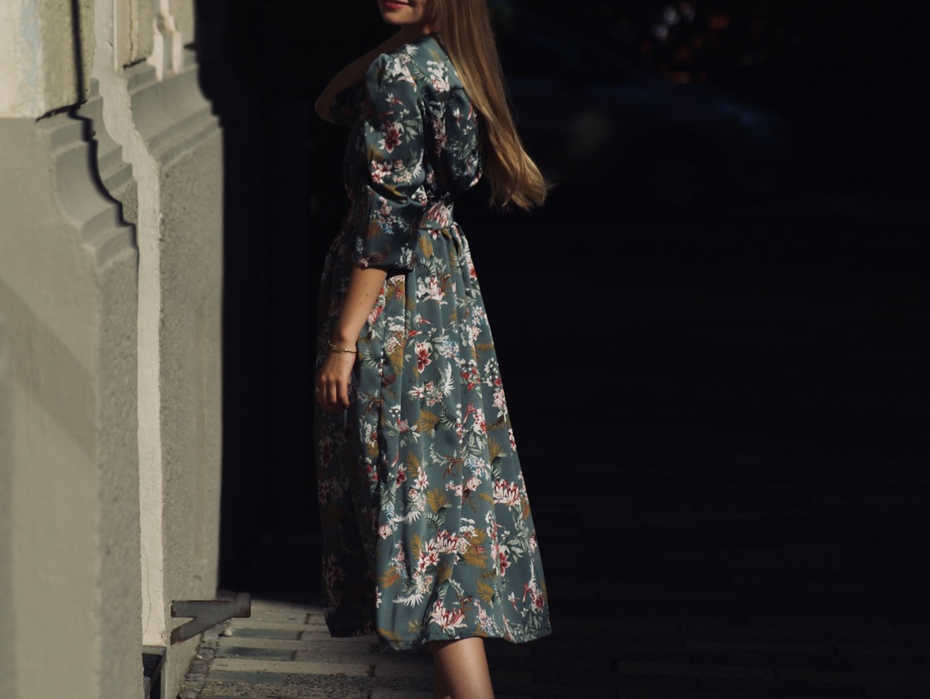 sommerkleid-seitlich